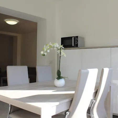 Daire Old Town Holidayhouse Sassari