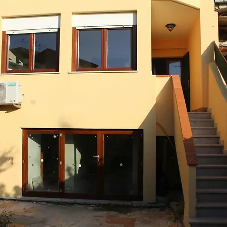 Old Town Holidayhouse Daire
