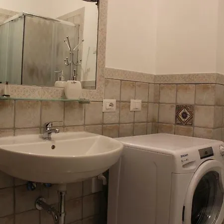 Old Town Holidayhouse Apartment Sassari
