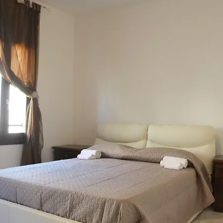 Daire Old Town Holidayhouse Sassari